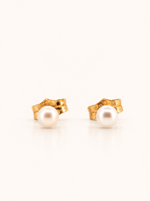 Boucles d’oreilles en or jaune serties de perles - Les Amoureux au Kiosque Peynet